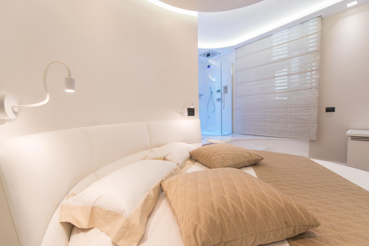 Lux Suites In Roma エクステリア 写真
