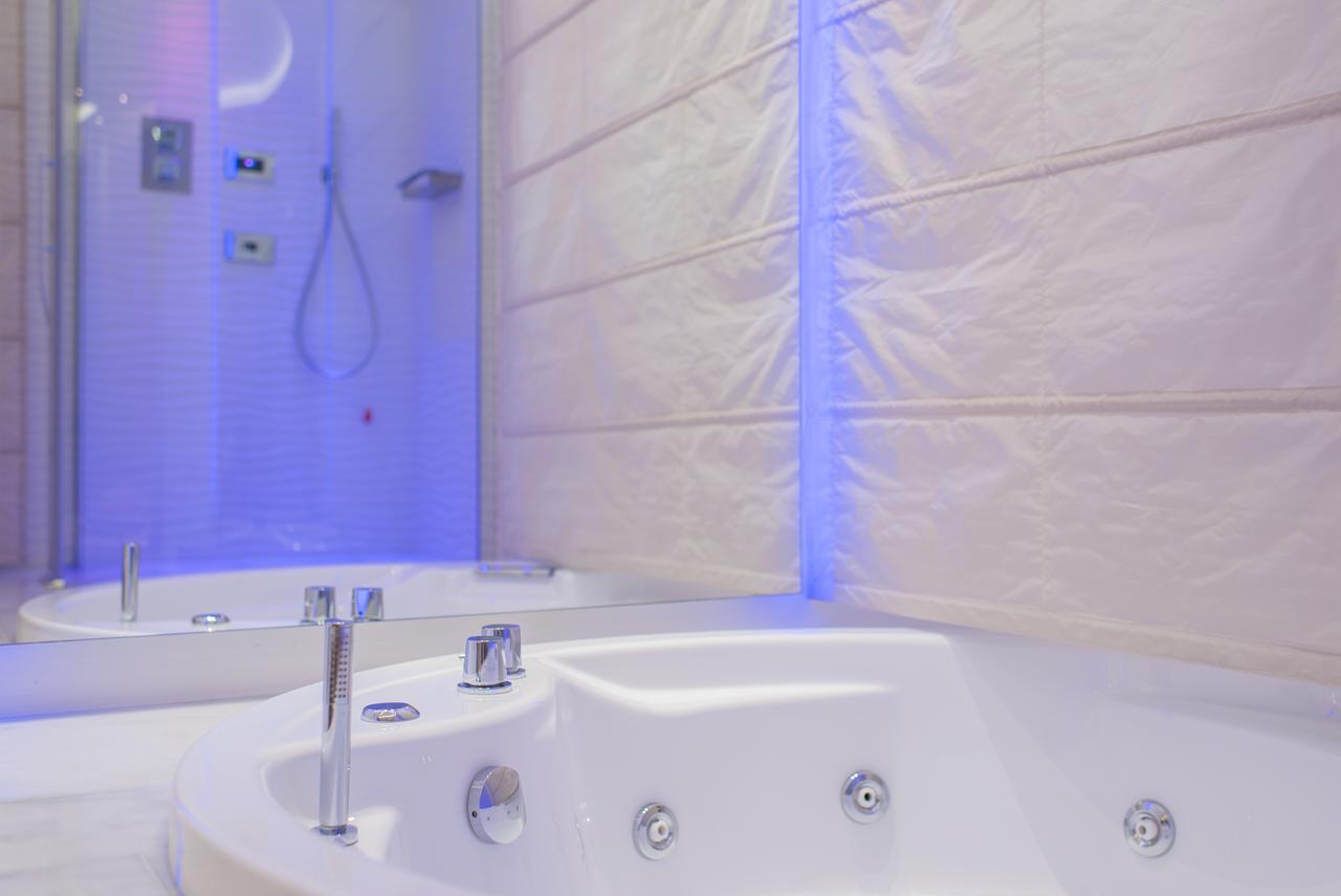 Lux Suites In Roma エクステリア 写真