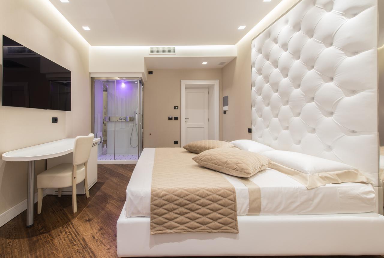 Lux Suites In Roma エクステリア 写真