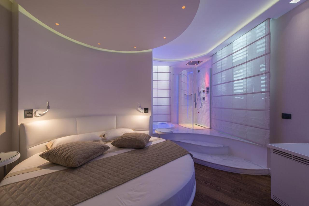 Lux Suites In Roma エクステリア 写真